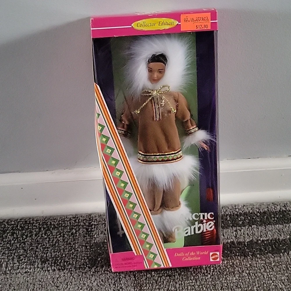 Artic Barbie - Picture 1 of 9